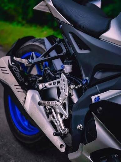 FAKIE/Genma Footrest CB-150R SILVER