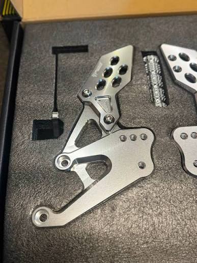 Genma Footrest GSXR (Silver)